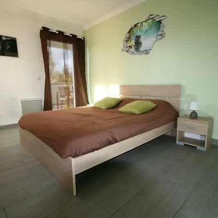 Lejlighed Magnifique 2 Pieces Avec Piscine Proche De Cannes